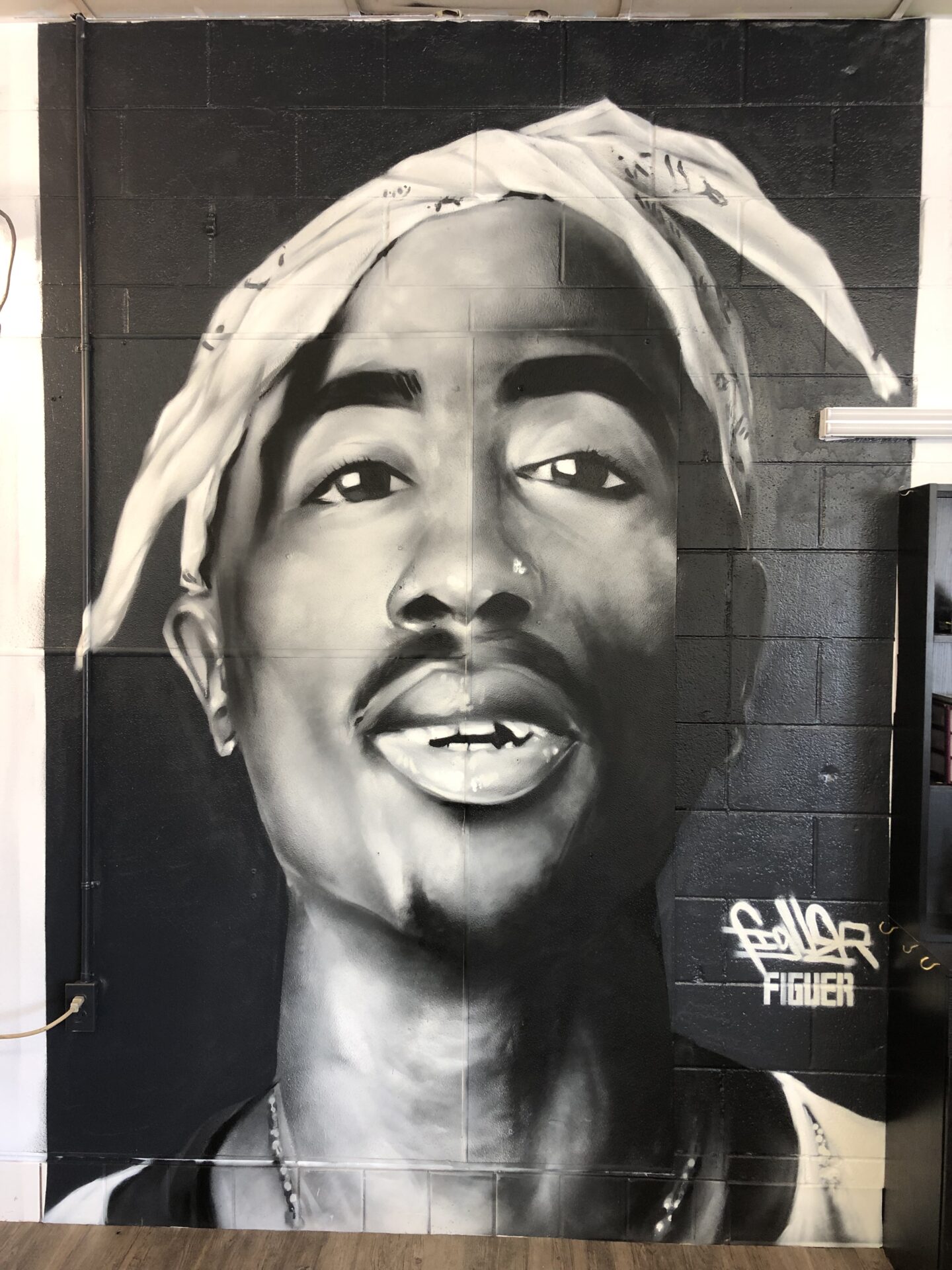 2Pac Mural